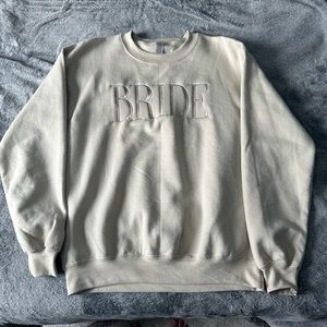 BRIDE crewneck 👰‍♀️🤍 ✨